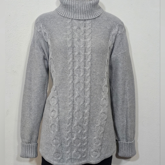 L.L. Bean Gray Cable Knit Turtleneck Sweater - Picture 3 of 11